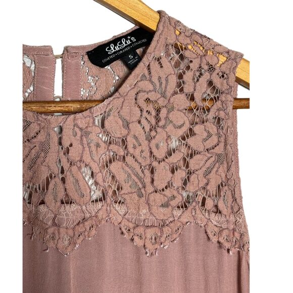 Small LuLu's Top, lace top, sleeveless - Picture 2 of 4